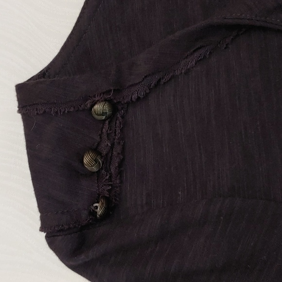 COPY - Anthropolgie Women's Size Medium Roll Tab Sleeve, V Neck Sheer Tee - Picture 4 of 9